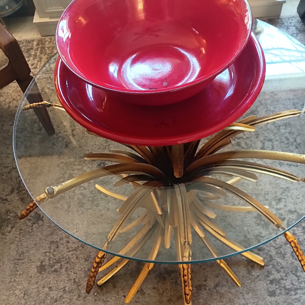 Momma Ro Red Signed Italian Stoneware 2 Large Pieces